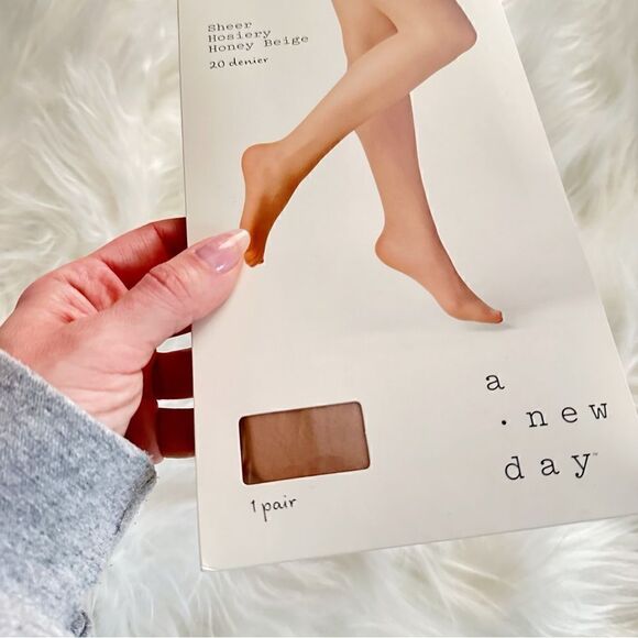 ɴᴡᴛ ɴᴜᴅᴇ ɴʏʟᴏɴ ᴛɪɢʜᴛꜱ ʜᴏꜱɪᴇʀʏ ꜱ/ᴍ - Picture 4 of 10